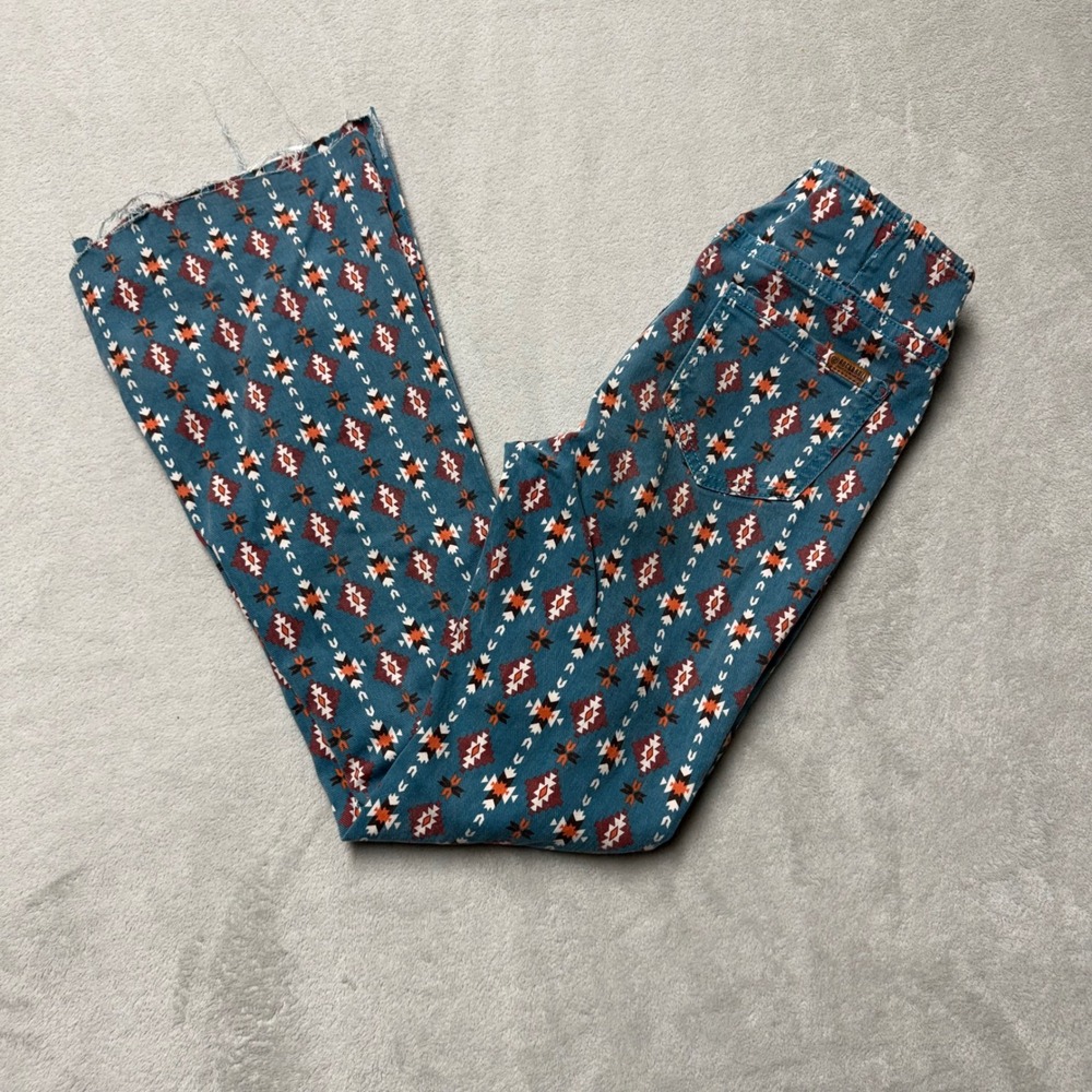 Rock and Roll Denim Bargain Bell Pull On Flare Jeans Southwestern Print 25x34